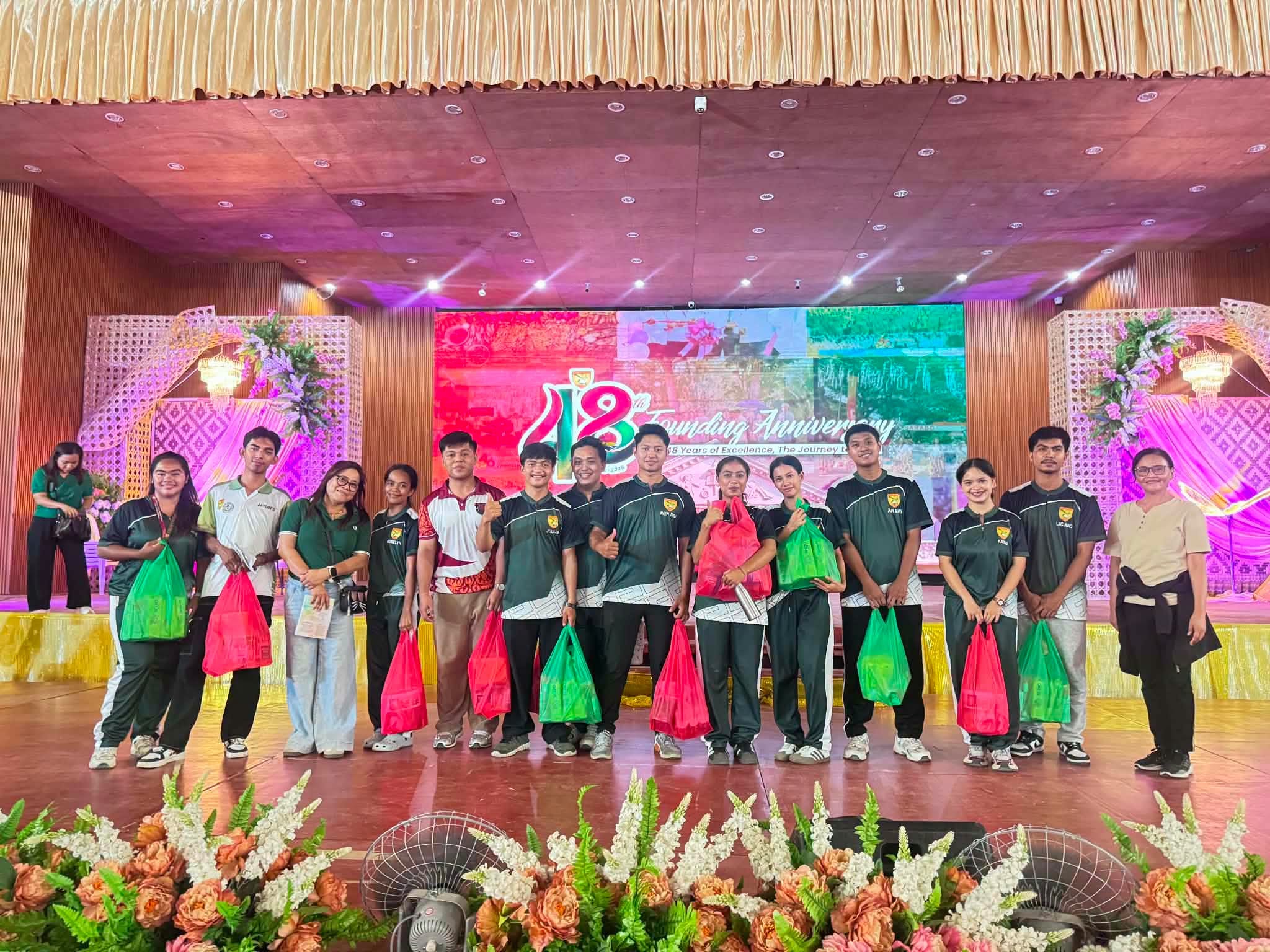 LARO NG LAHI CHAMPIONS  photo 33